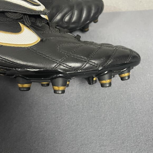 Nike Tiempo Legend III Soccer Shoes Mens Size 8 Black White Gold Firm Ground - Picture 13 of 14
